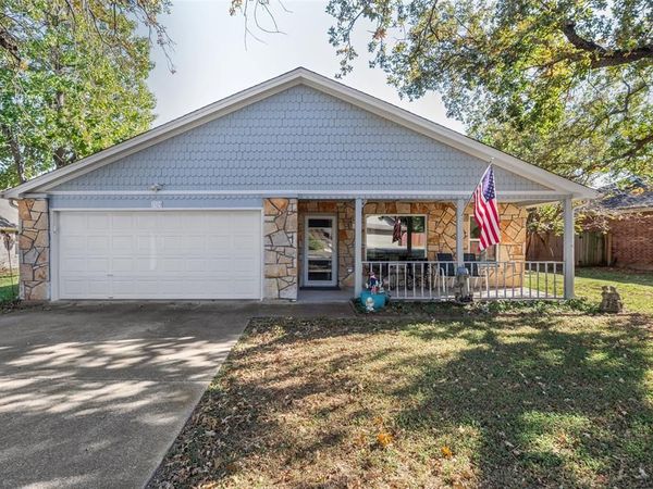 1509 Cheyenne Trail, Granbury, TX 76048