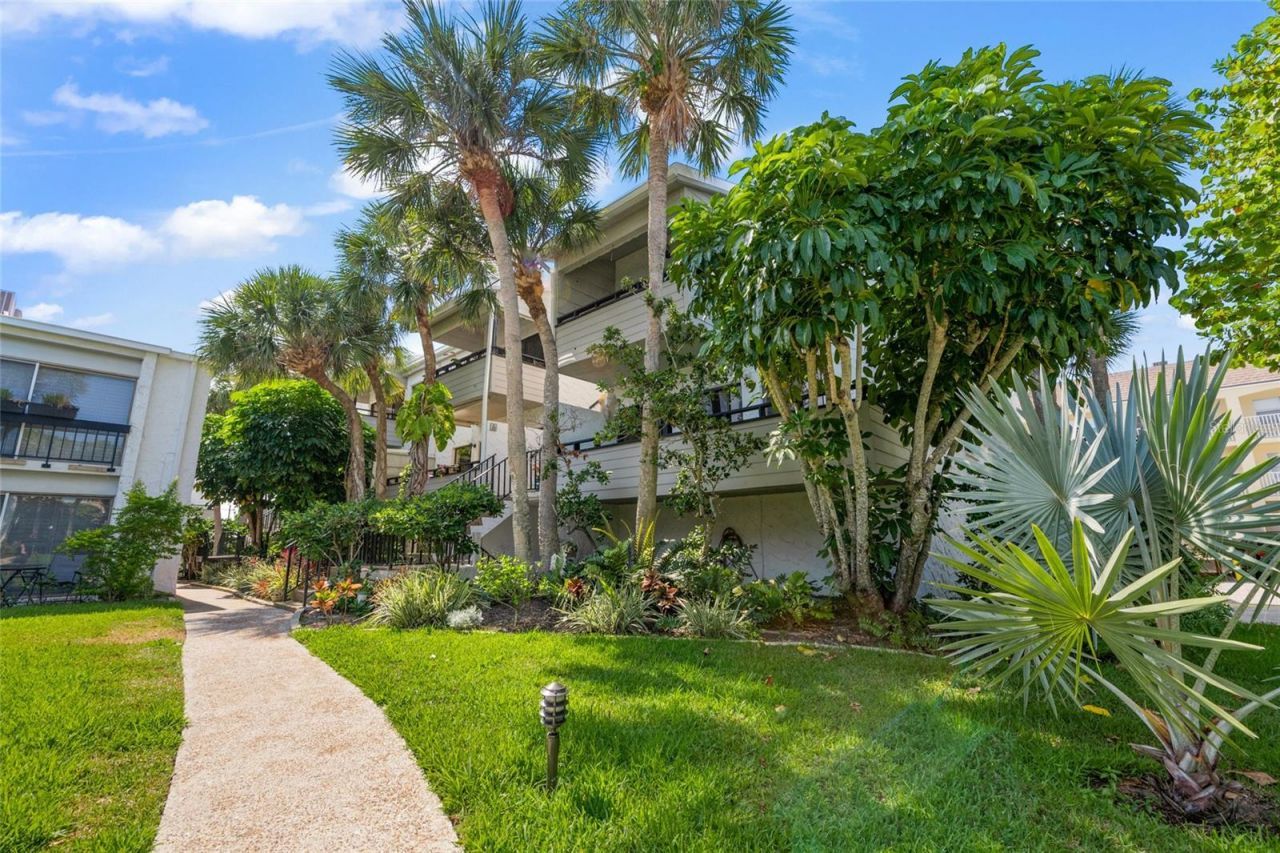 1555 Tarpon Center Drive, Unit 156, Venice, FL 34285 Photo