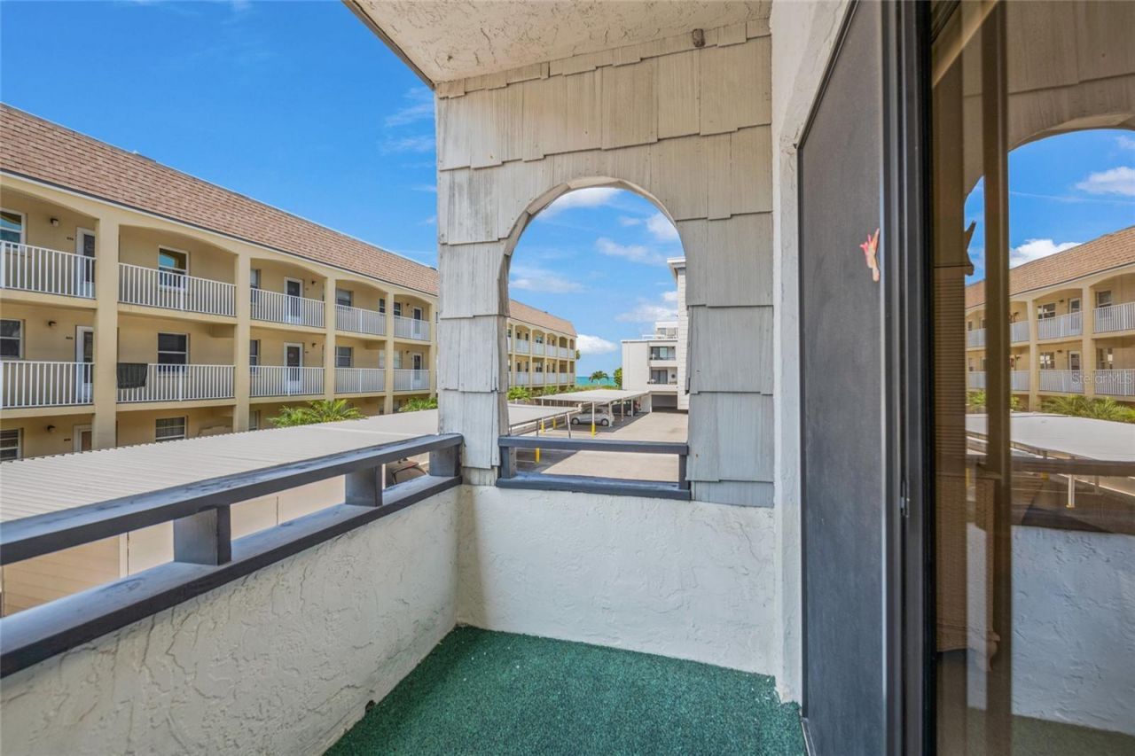 1555 Tarpon Center Drive, Unit 156, Venice, FL 34285 Photo