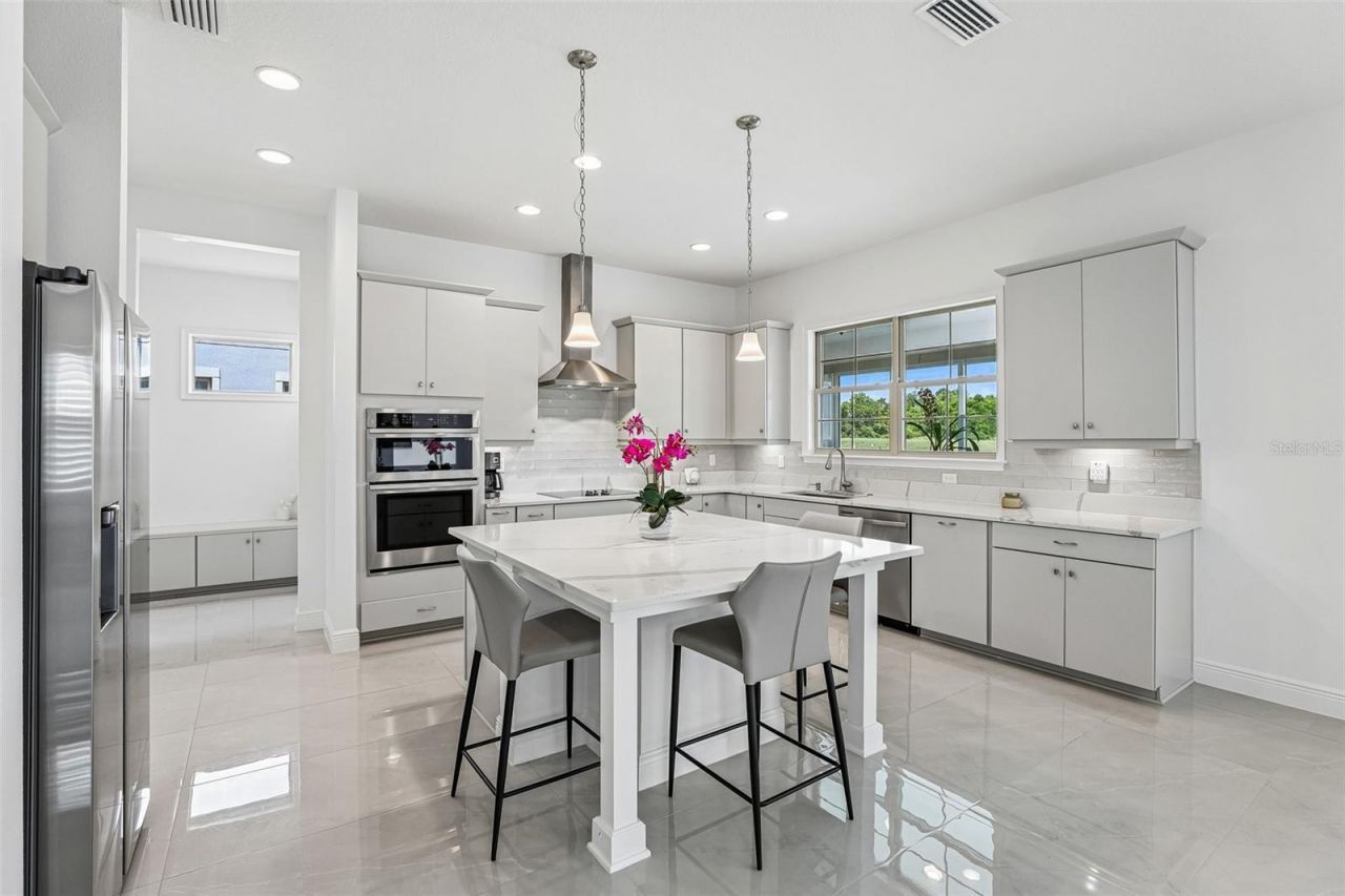 13265 Bromborough Drive, Orlando, FL 32832 Photo