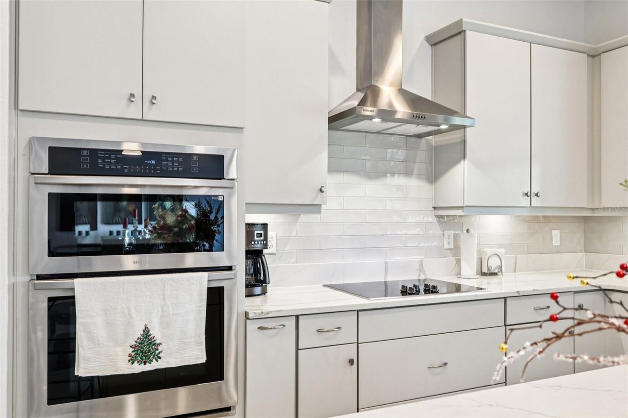 13265 Bromborough Drive, Orlando, FL 32832 Photo