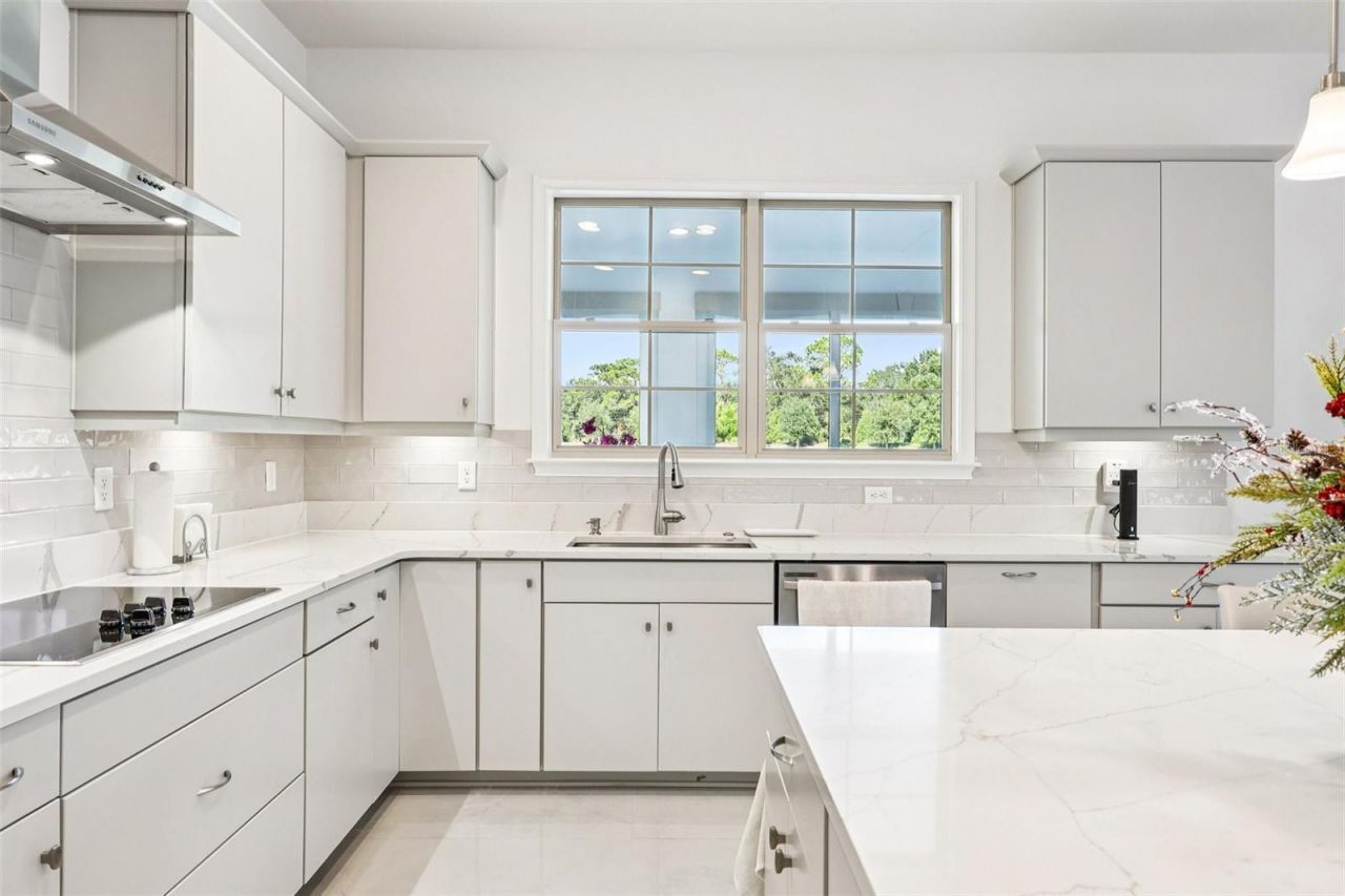 13265 Bromborough Drive, Orlando, FL 32832 Photo