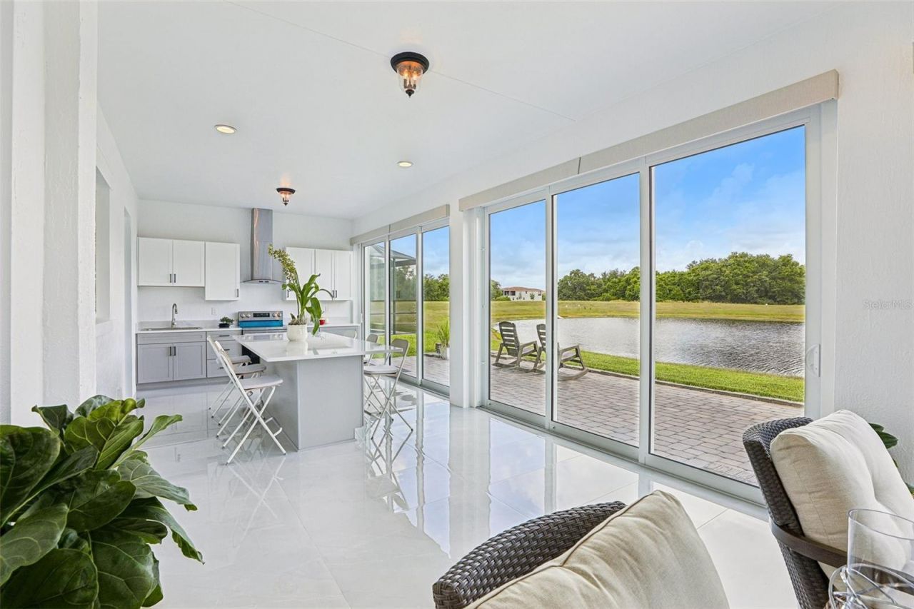 13265 Bromborough Drive, Orlando, FL 32832 Photo