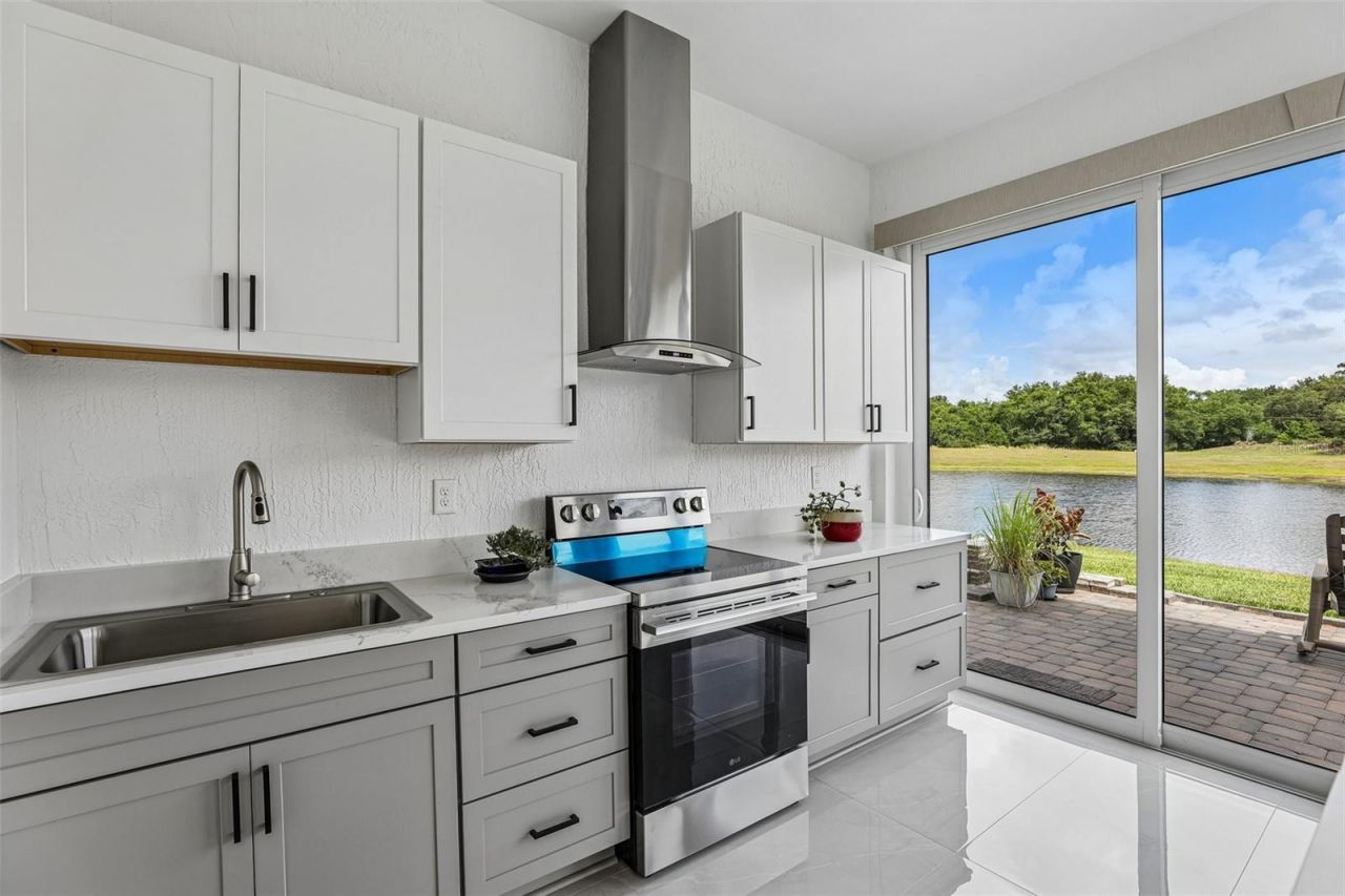 13265 Bromborough Drive, Orlando, FL 32832 Photo