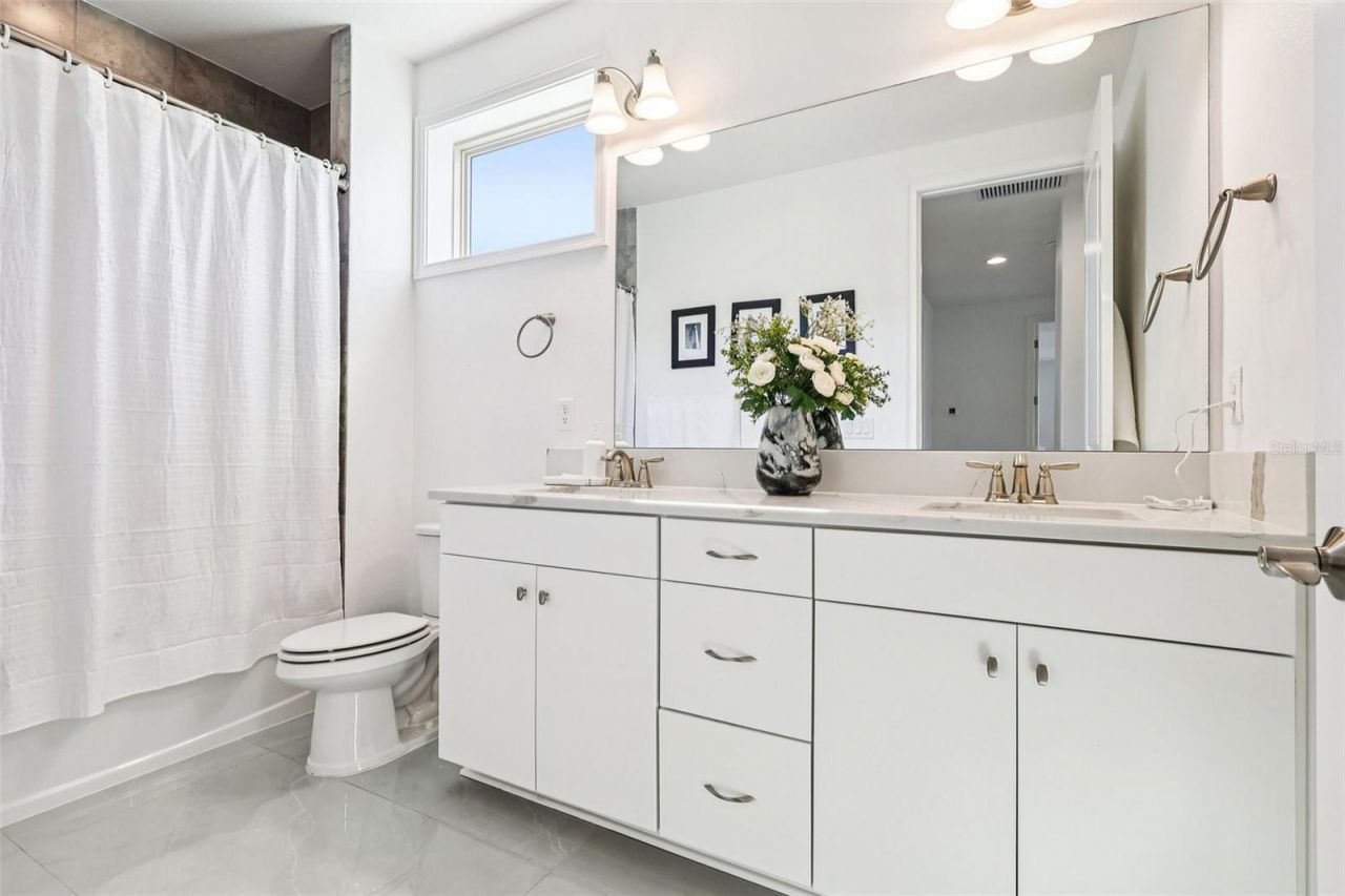 13265 Bromborough Drive, Orlando, FL 32832 Photo