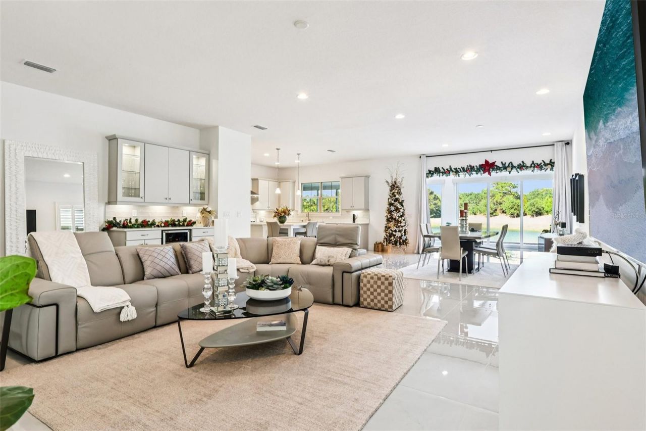 13265 Bromborough Drive, Orlando, FL 32832 Photo