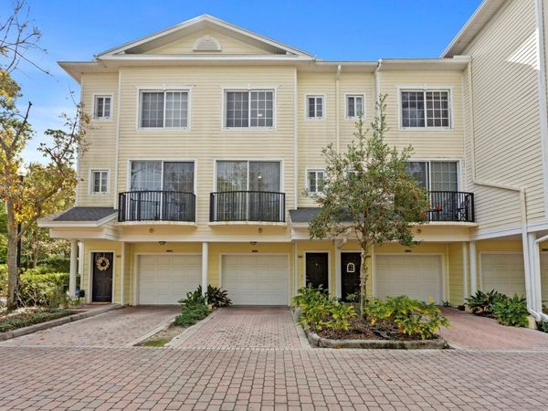 9831 MEADOW FIELD CIRCLE, Unit 9831, TAMPA, FL 33626