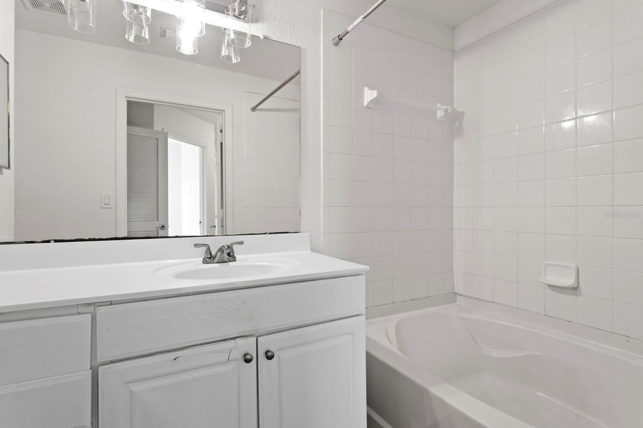 9831 Meadow Field Circle, Unit 9831, Tampa, FL 33626 Photo
