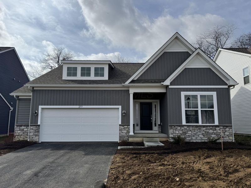 277 Olympic Loop, Commercial Point, OH 43116 Photo 1