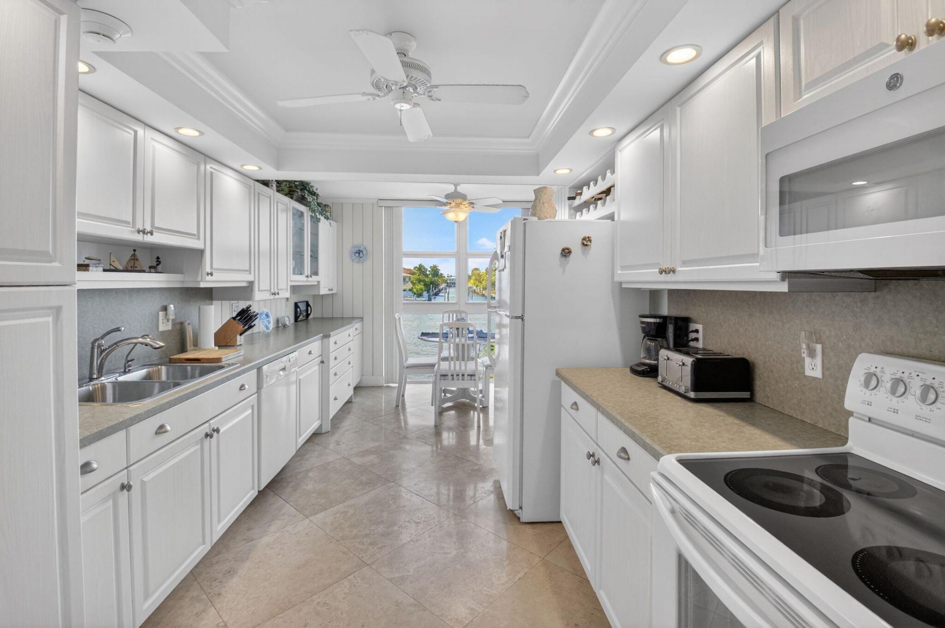 2200 S Ocean Boulevard, Unit 202, Delray Beach, FL 33483 Photo