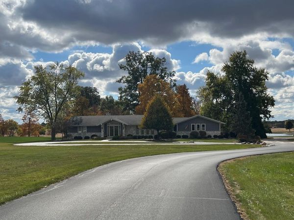 4162 E St Rd 124 Road, Bluffton, IN 46714