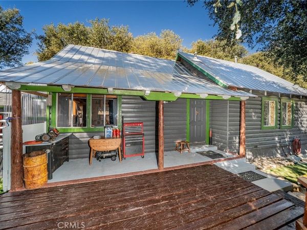 37644 Highway 38, Angelus Oaks, CA 92305