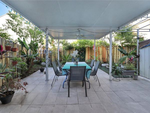 6195 W 18th Ave, Unit G101, Hialeah, FL 33012