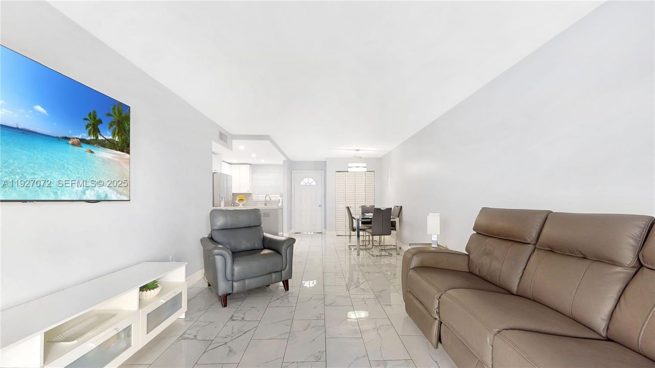 6195 W 18th Ave, Unit G101, Hialeah, FL 33012 Photo