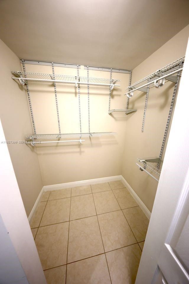 9450 Poinciana Pl, Unit 106, Davie, FL 33324 Photo