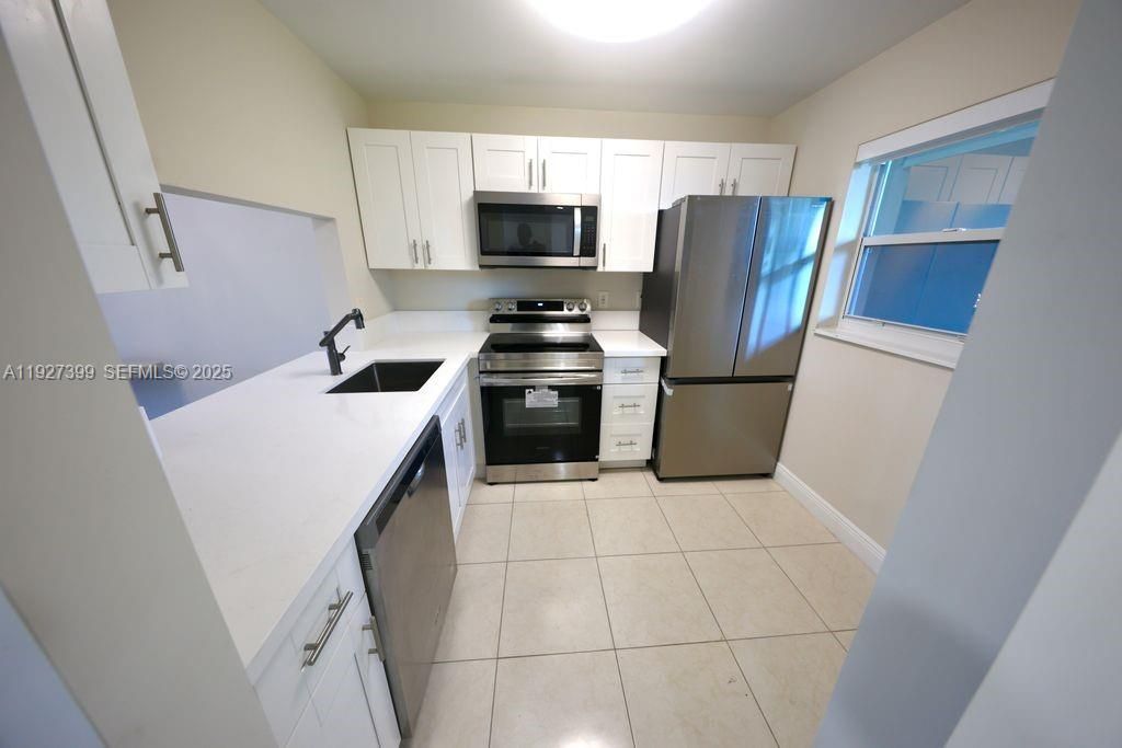 9450 Poinciana Pl, Unit 106, Davie, FL 33324 Photo