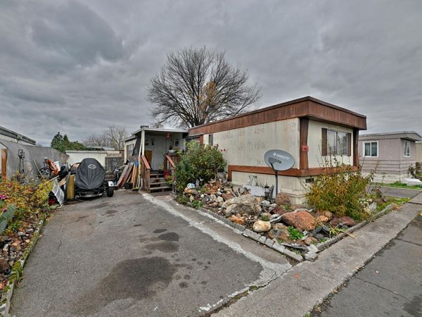 2622 Falcon Street, Unit 40, White City, OR 97503