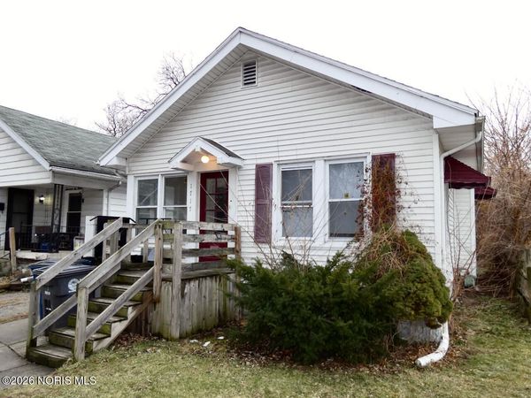 1717 Fairfax Road, Toledo, OH 43613