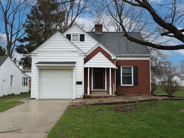 14 Maxwell, Shelby, OH 44875