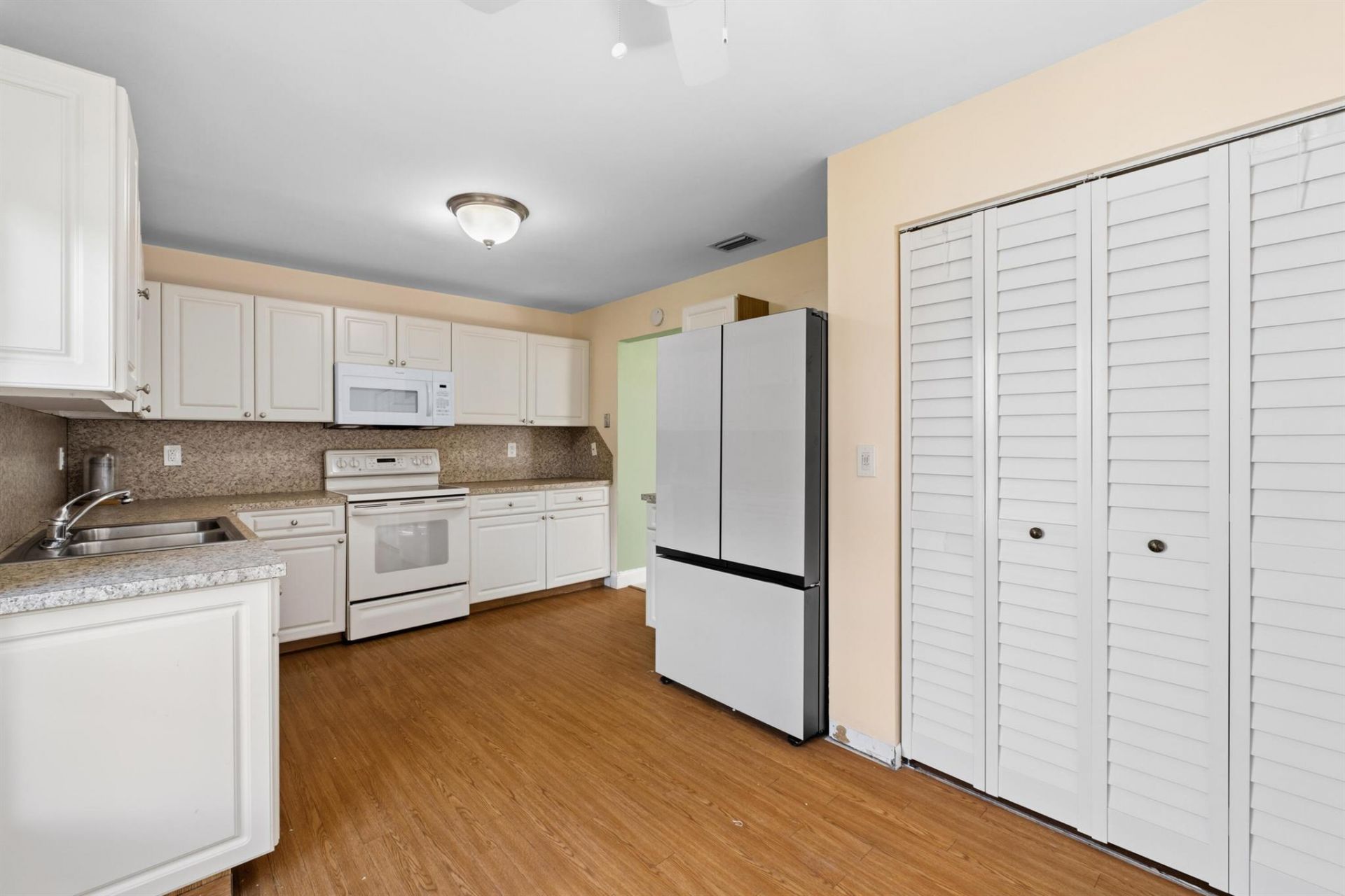 3233 Perimeter Drive, Unit 2511, Greenacres, FL 33467 Photo