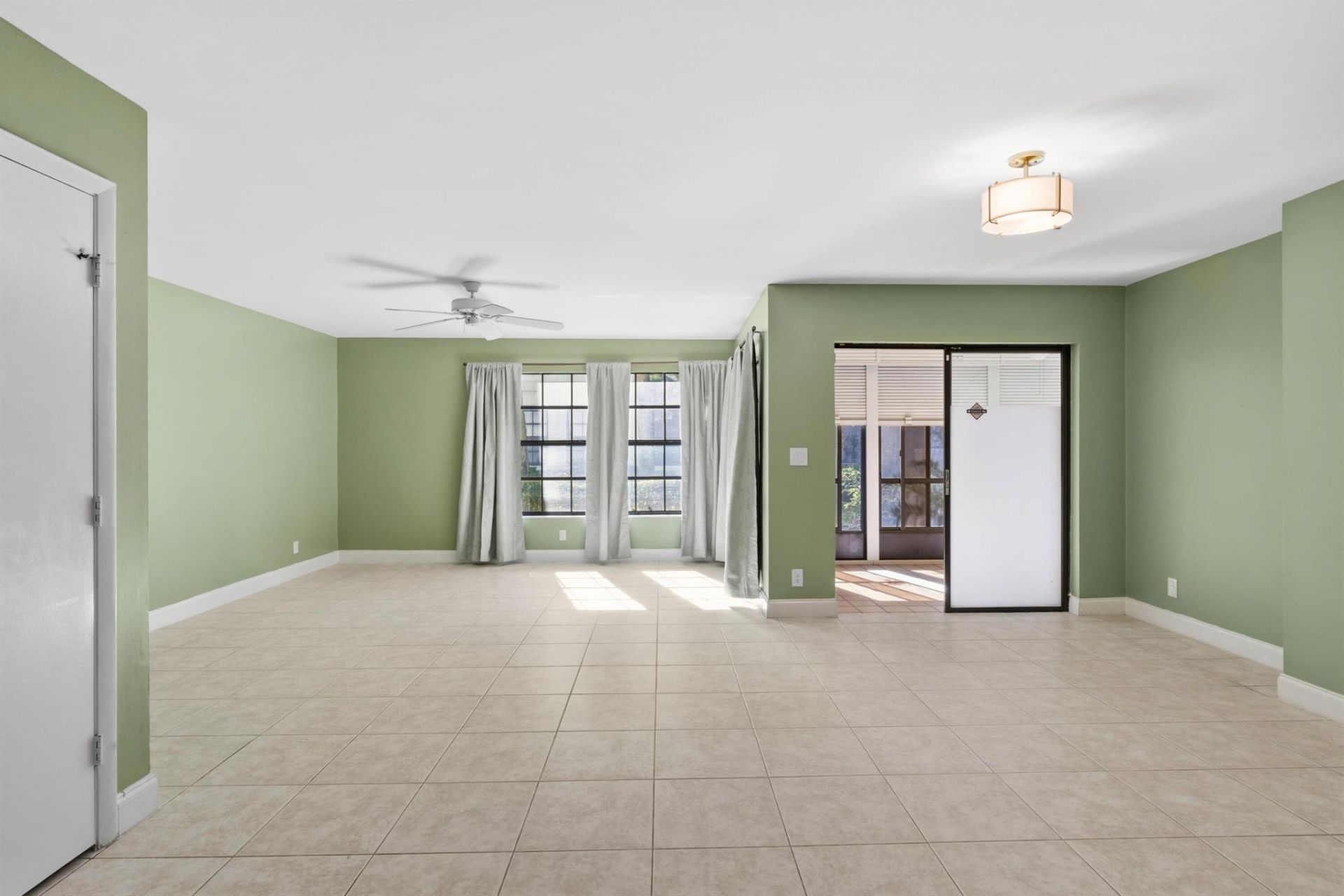 3233 Perimeter Drive, Unit 2511, Greenacres, FL 33467 Photo