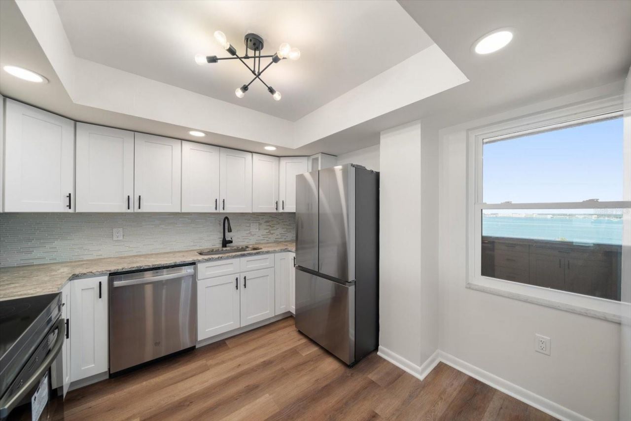 5200 Brittany Drive S, Unit 1503, Saint Petersburg, FL 33715 Photo