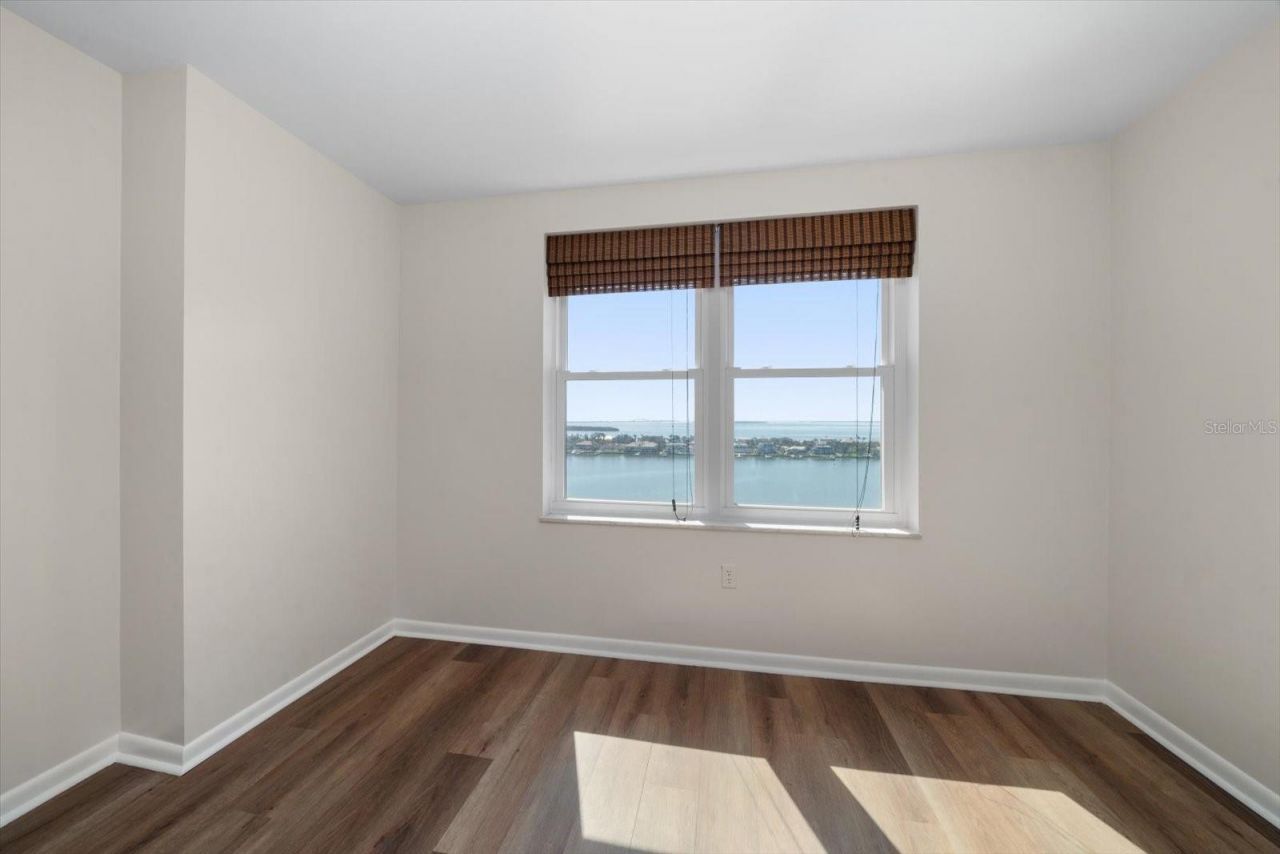 5200 Brittany Drive S, Unit 1503, Saint Petersburg, FL 33715 Photo