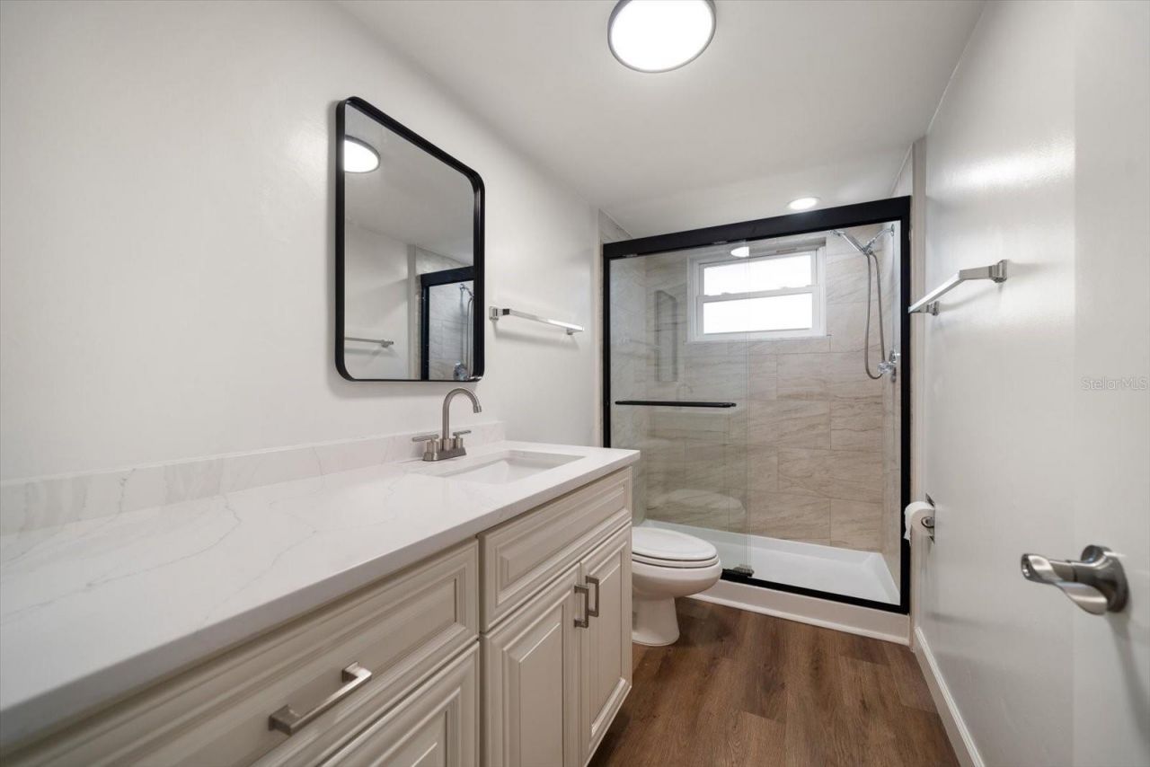 5200 Brittany Drive S, Unit 1503, Saint Petersburg, FL 33715 Photo