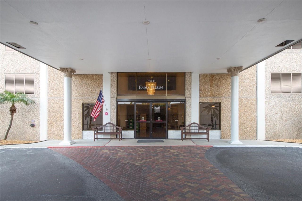 5200 Brittany Drive S, Unit 1503, Saint Petersburg, FL 33715 Photo