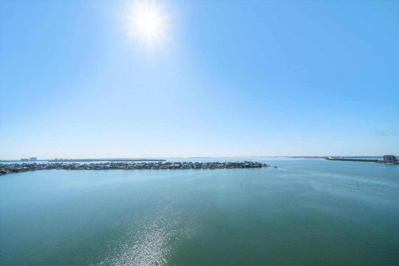 5200 Brittany Drive S, Unit 1503, Saint Petersburg, FL 33715 Photo