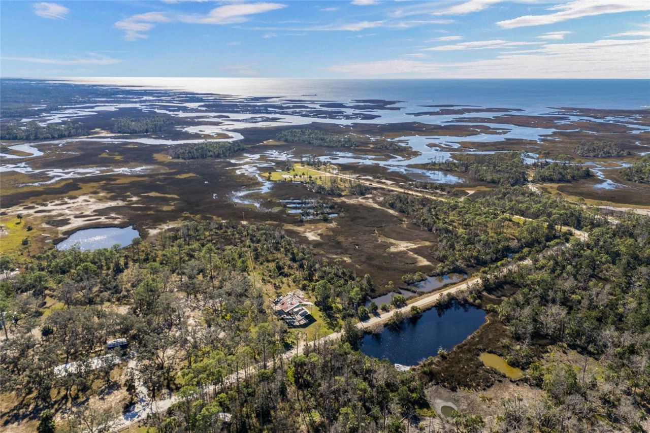 125 SW 284, Steinhatchee, FL 32359 Photo