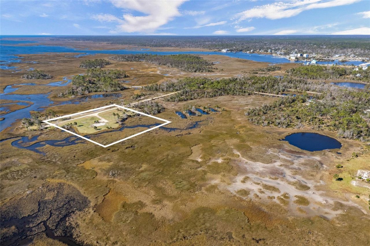 125 SW 284, Steinhatchee, FL 32359 Photo