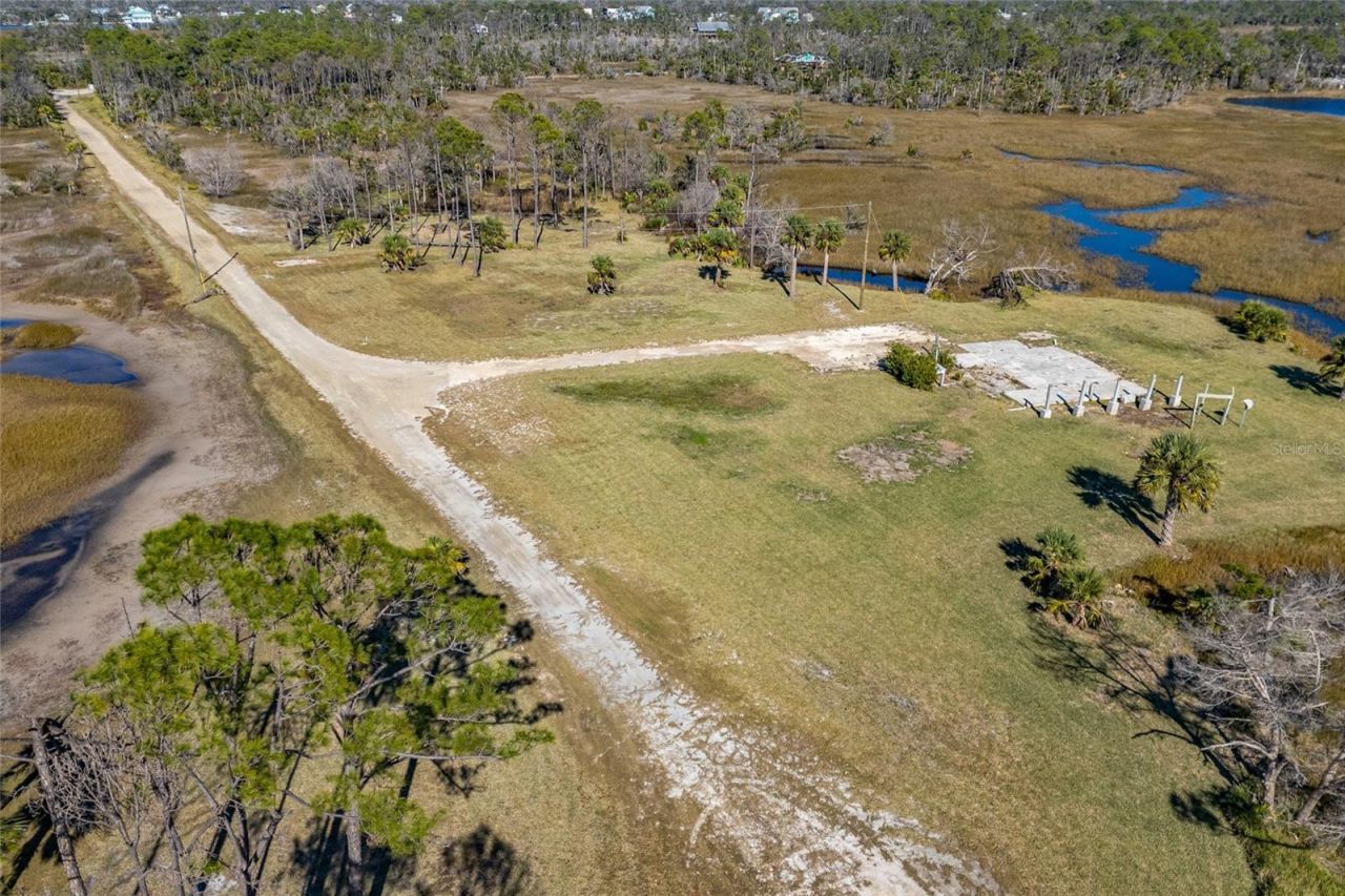 125 SW 284, Steinhatchee, FL 32359 Photo