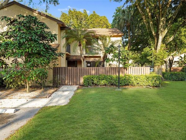 3845 Cocoplum Cir, Unit 3597, Coconut Creek, FL 33063