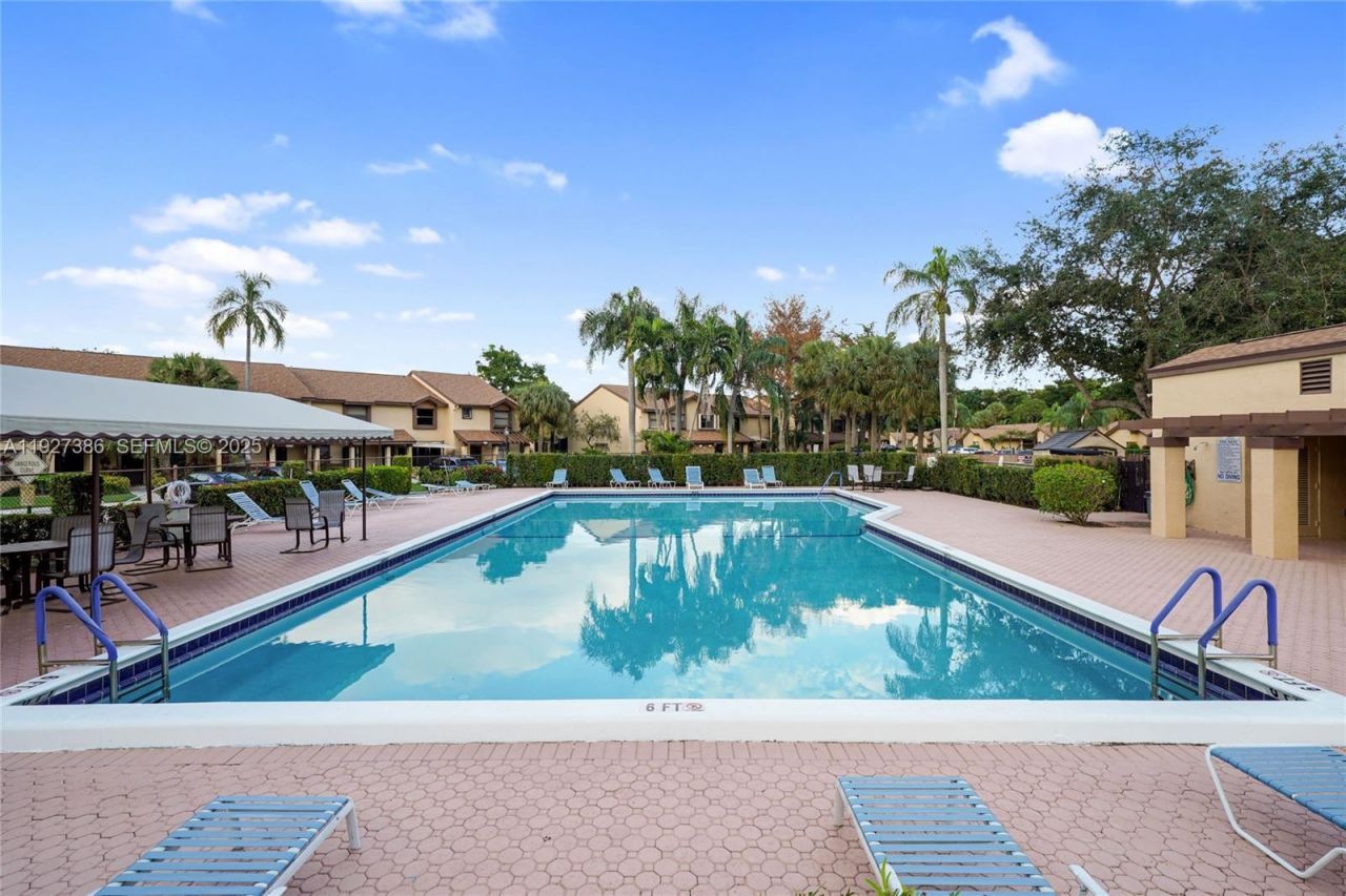 3845 Cocoplum Cir, Unit 3597, Coconut Creek, FL 33063 Photo