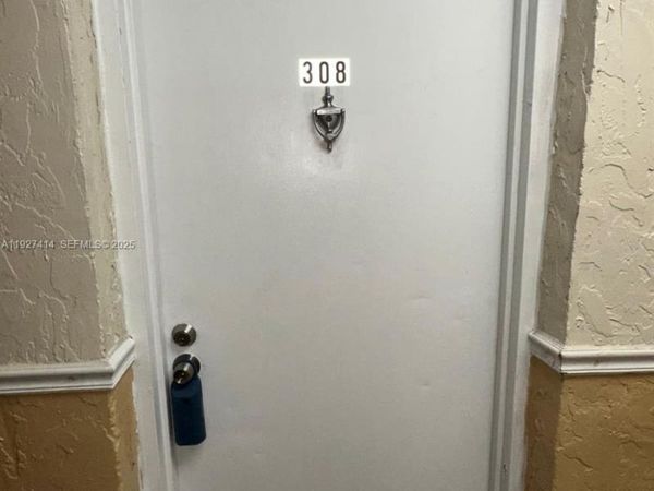 5665 W 20 AV, Unit 308, Hialeah, FL 33012