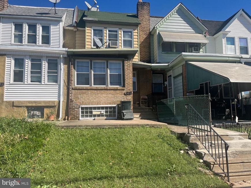 1045 S 52nd Street, Philadelphia, PA 19143 Main Photo