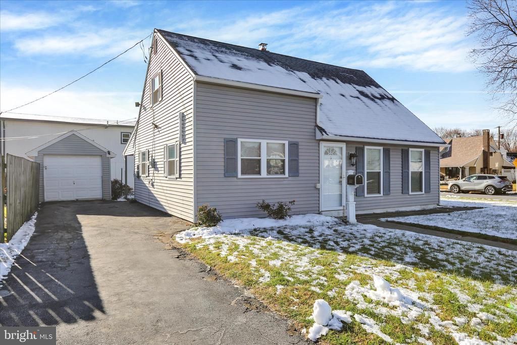 706 Wagon Wheel Lane, Temple, PA 19560 Main Photo