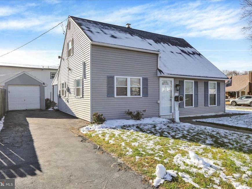 706 Wagon Wheel Lane, Temple, PA 19560 Main Photo