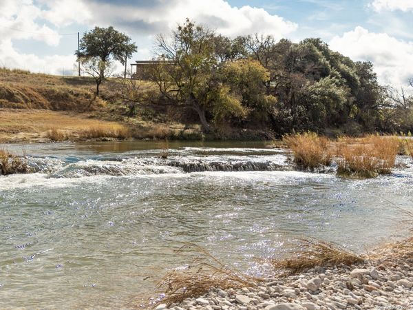 1318 KC 3151, Junction, TX 76849