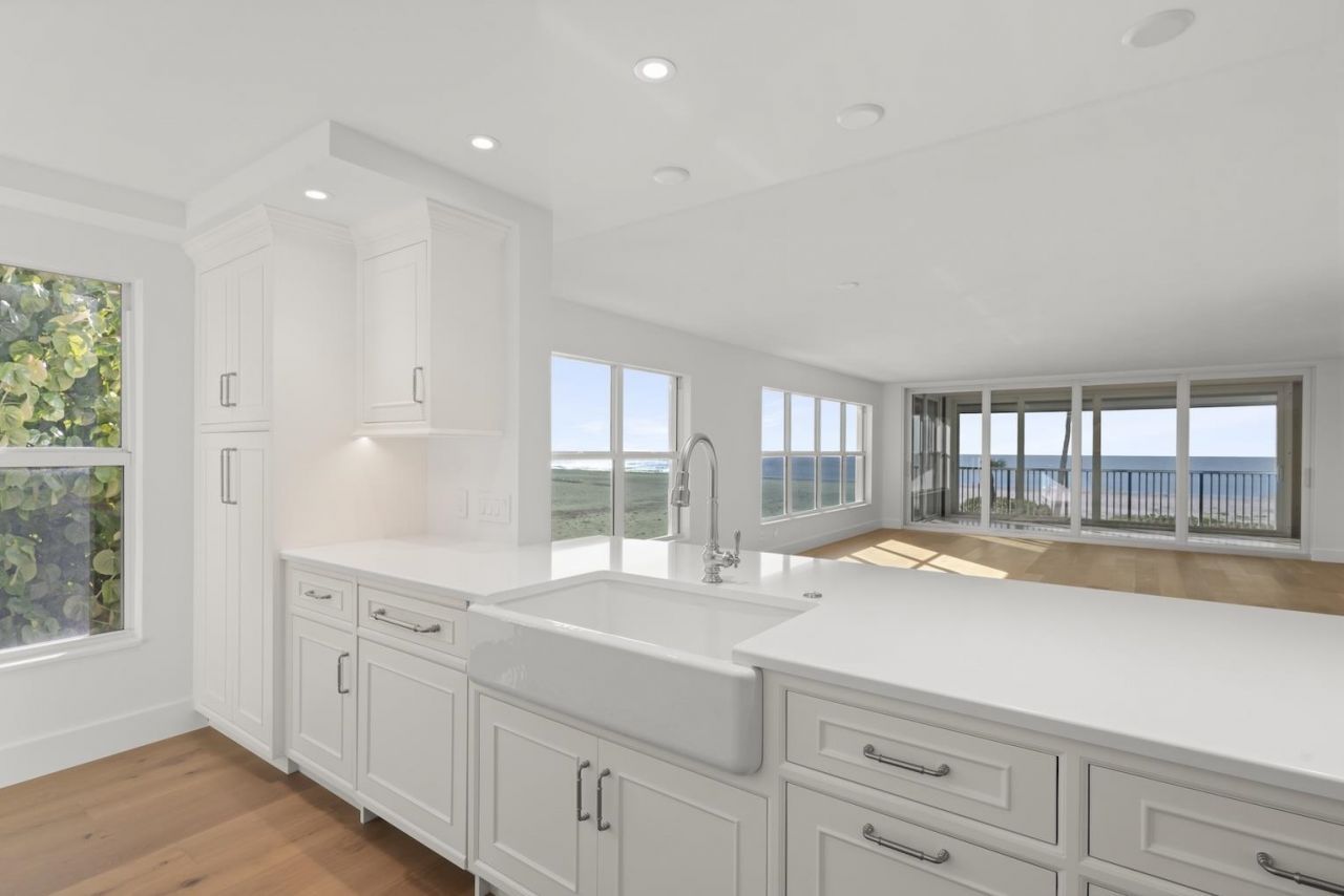 3127 West Gulf Drive, Unit 101, Sanibel, FL 33957 Photo