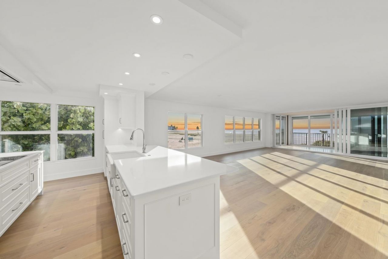 3127 West Gulf Drive, Unit 101, Sanibel, FL 33957 Photo