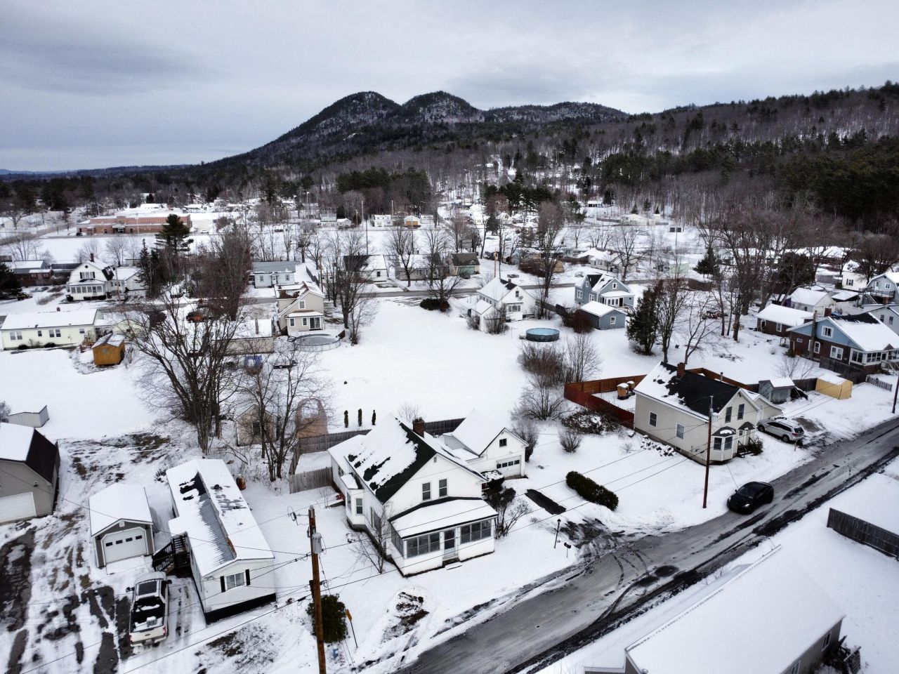 26 Highland Avenue, Dixfield, ME 04224 Main Photo