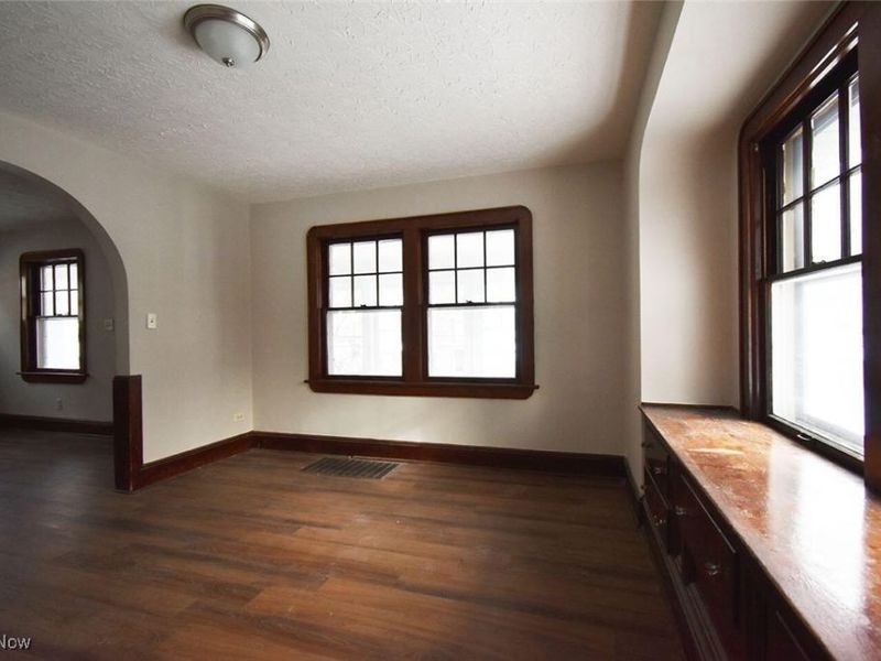 782 Frederick Boulevard, Akron, OH 44320 Photo 6