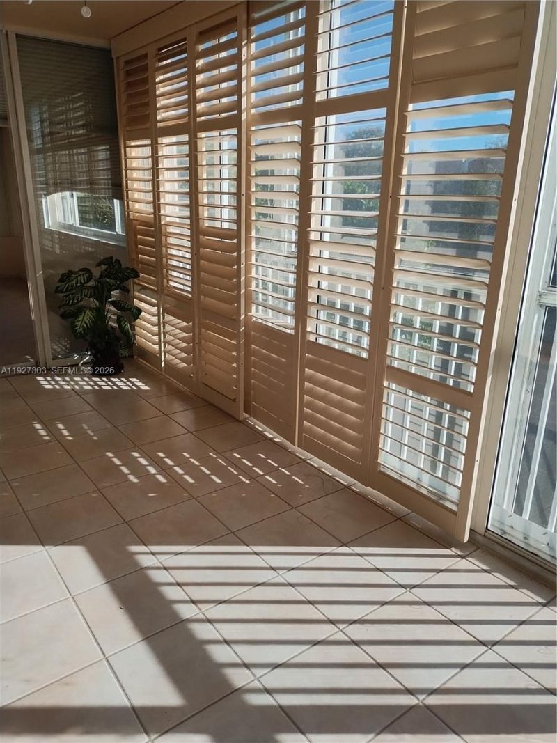 7557 Granville Dr, Unit 305, Tamarac, FL 33321 Photo