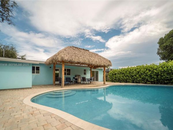 269 SE 8th Ave, Deerfield Beach, FL 33441