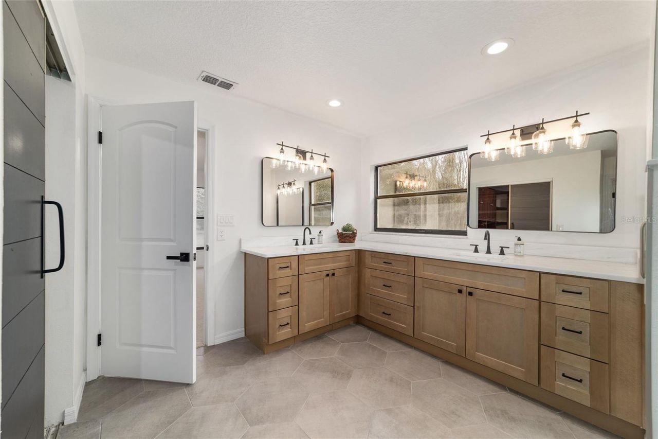 10575 SW 27th Avenue, Ocala, FL 34476 Photo