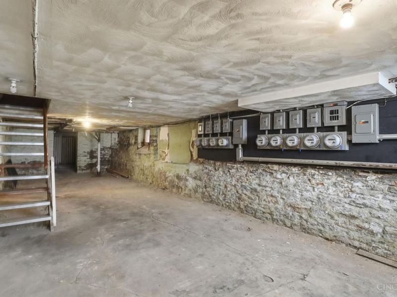 2814 Jefferson Avenue, Cincinnati, OH 45219 Photo 11