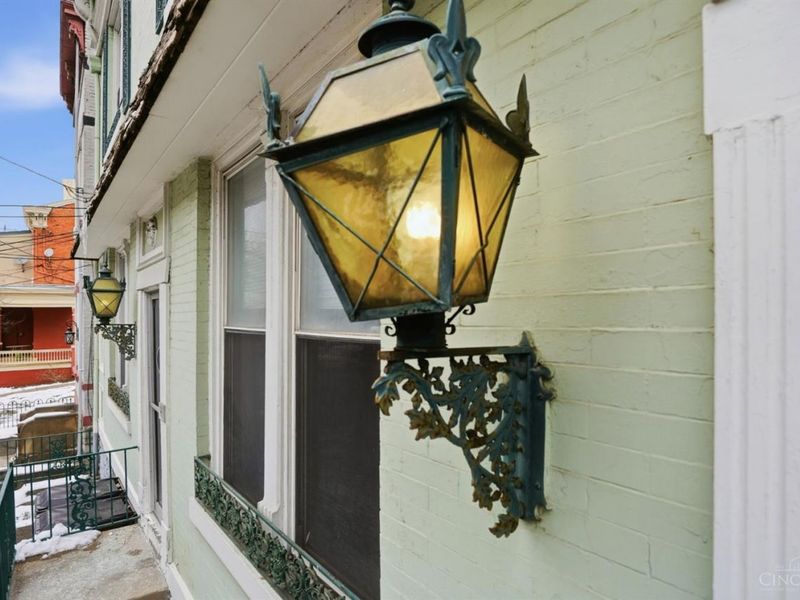 2814 Jefferson Avenue, Cincinnati, OH 45219 Photo 6