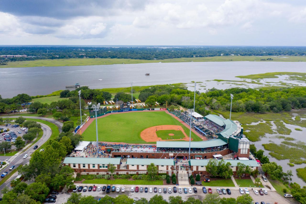 208 Gordon Street Photo 101